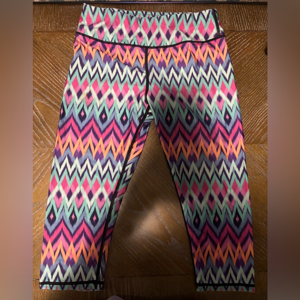Multi color Capri leggings, size small